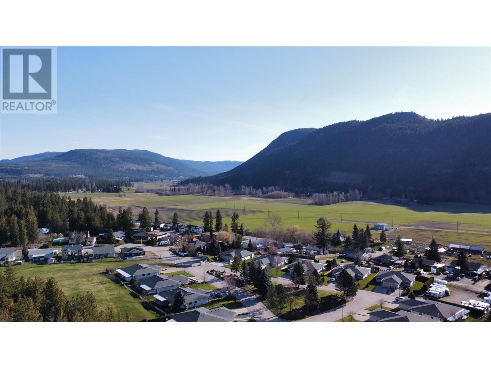 2541 Cedar Ridge Court, Lumby