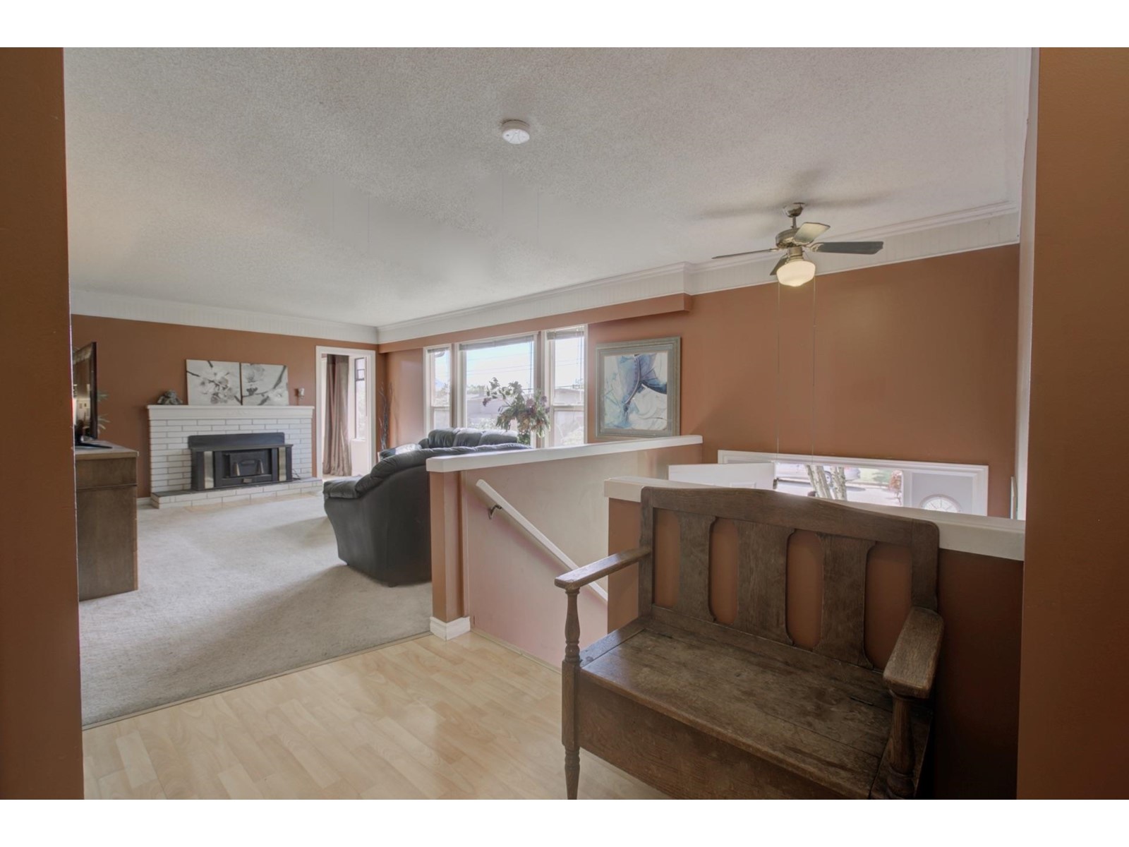 Photo 3 of 8505 Howard Crescent Chilliwack Proper South, Chilliwack BC
