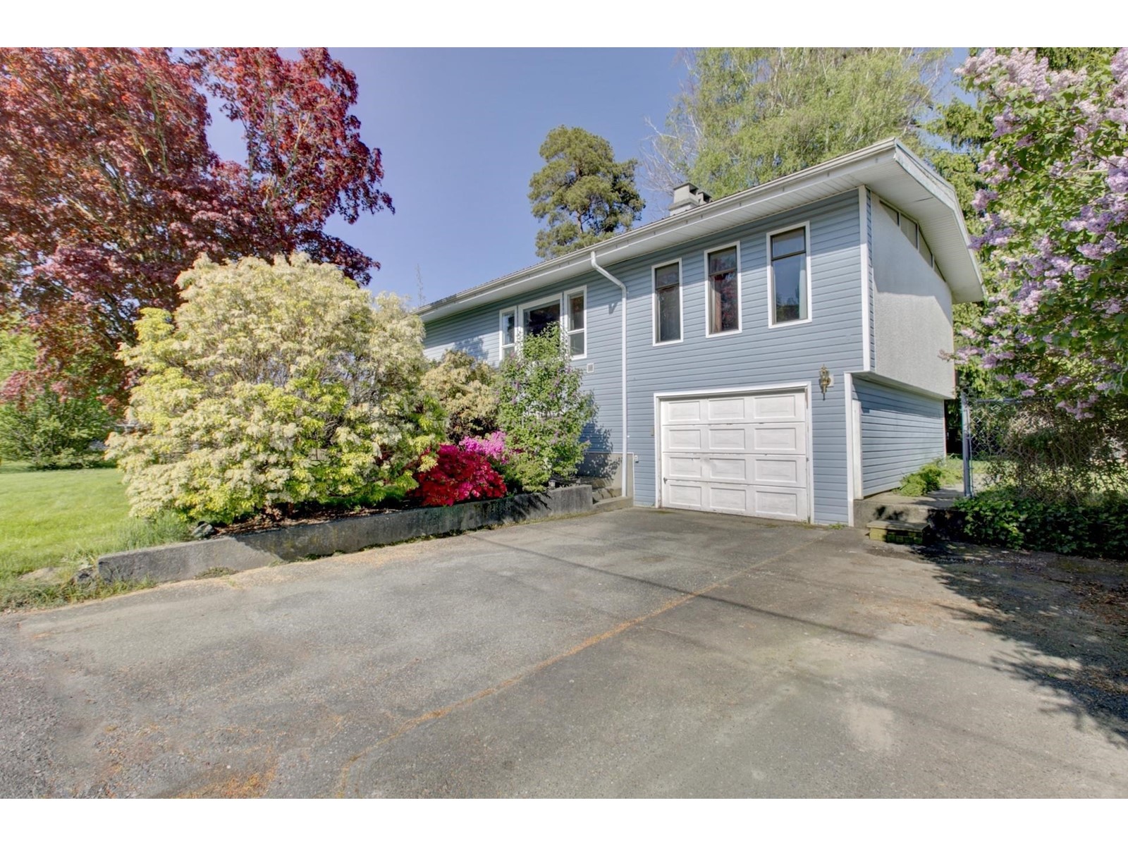 Photo 12 of 8505 Howard Crescent Chilliwack Proper South, Chilliwack BC