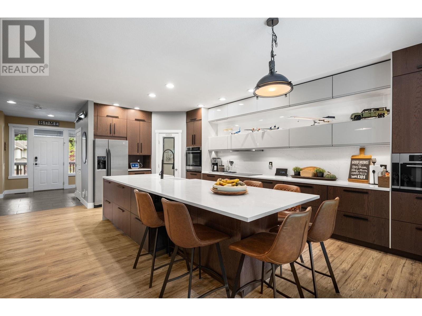 Photo 10 of 23072 Foreman Drive, Maple Ridge BC