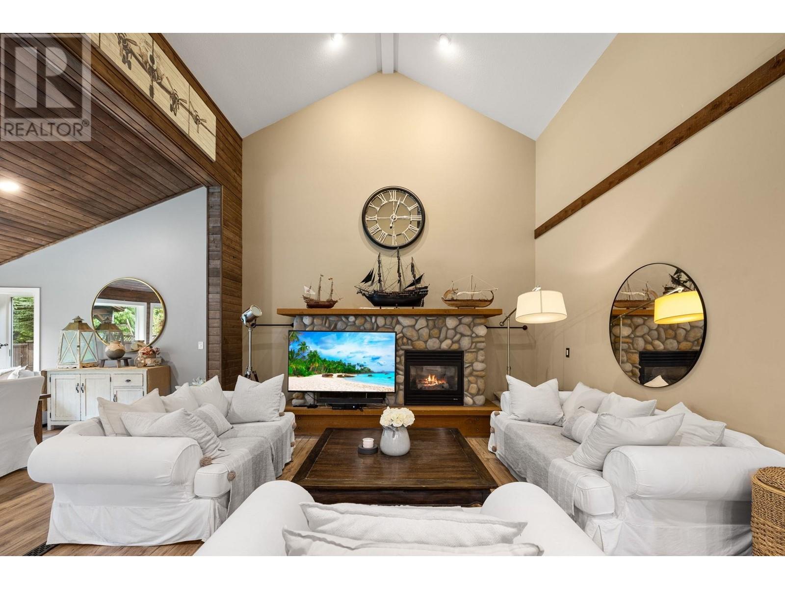 Photo 17 of 23072 Foreman Drive, Maple Ridge BC