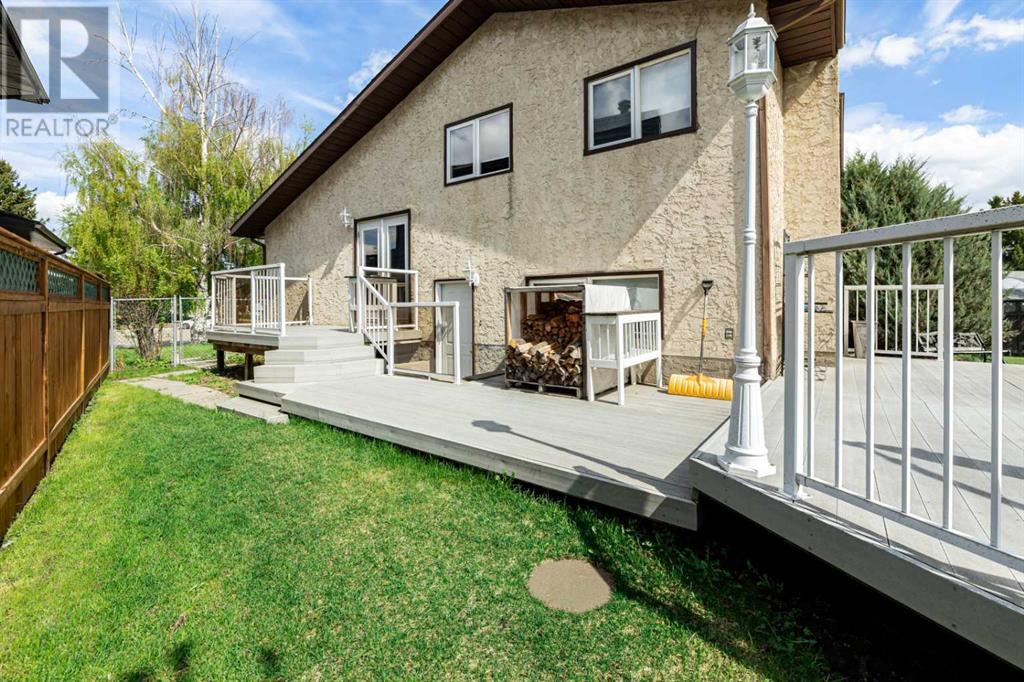 24 Caswell Close, Red Deer