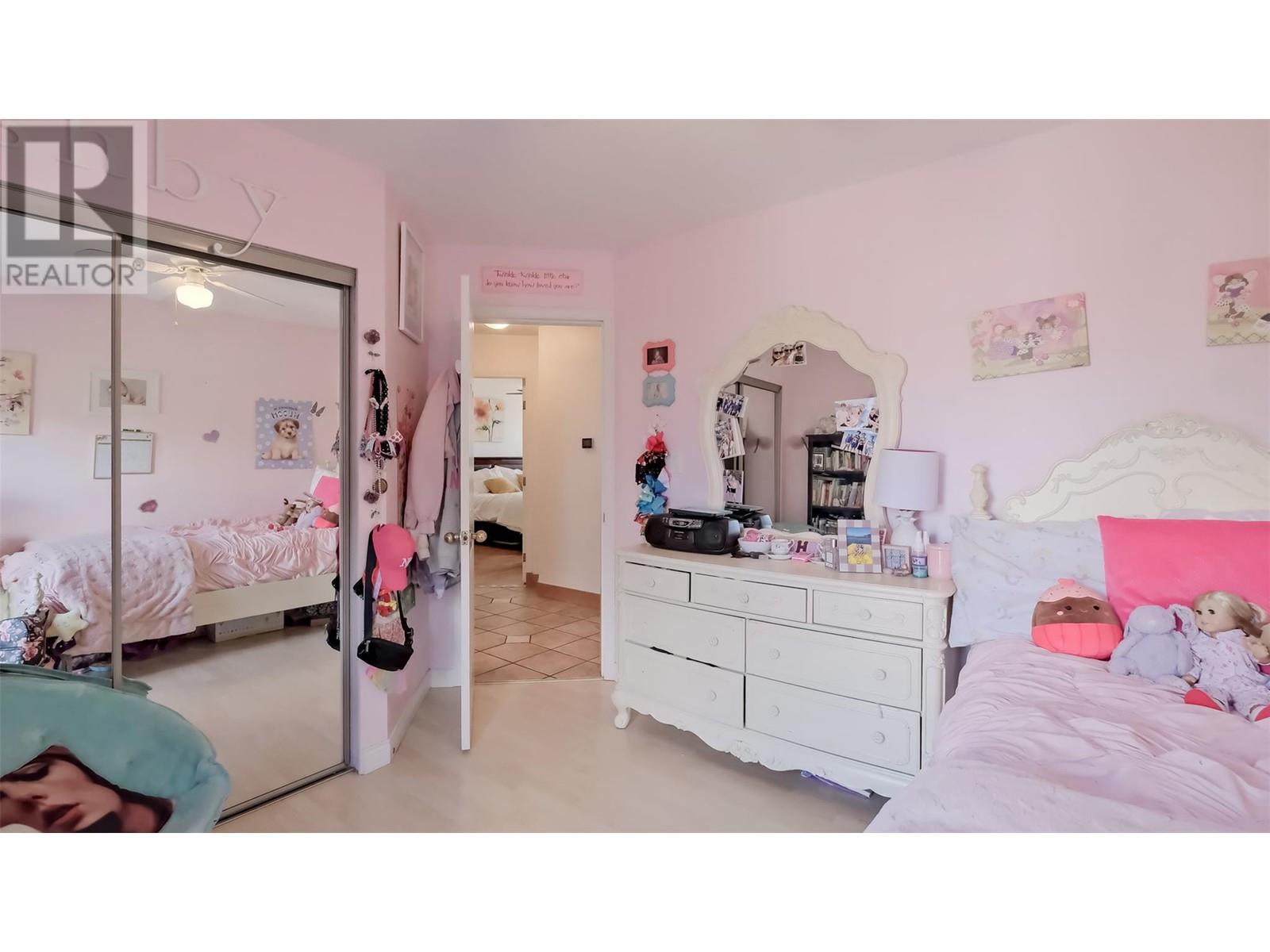  921 WESTMINSTER Avenue East, Penticton