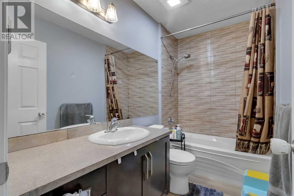 Single Family House for Sale in  Taraglen Road NE Taradale Calgary 