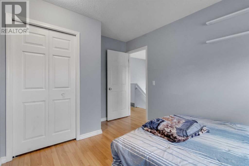 Single Family House for Sale in  Taraglen Road NE Taradale Calgary 