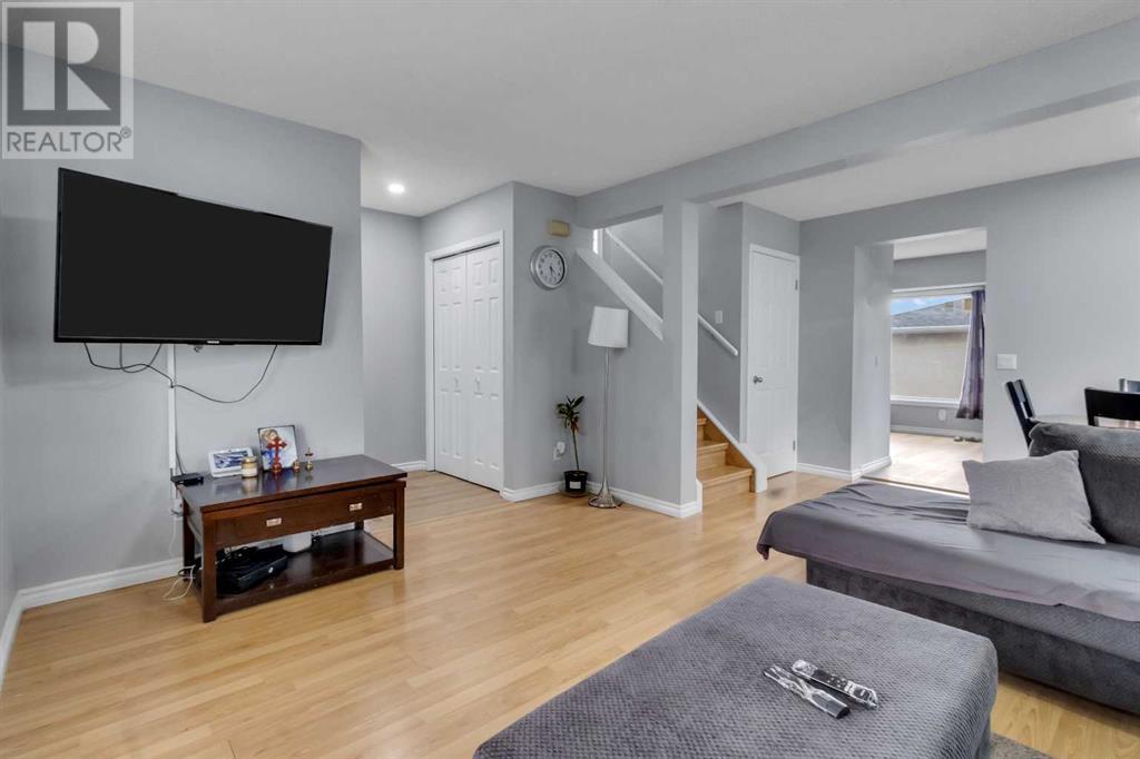 Single Family House for Sale in  Taraglen Road NE Taradale Calgary 