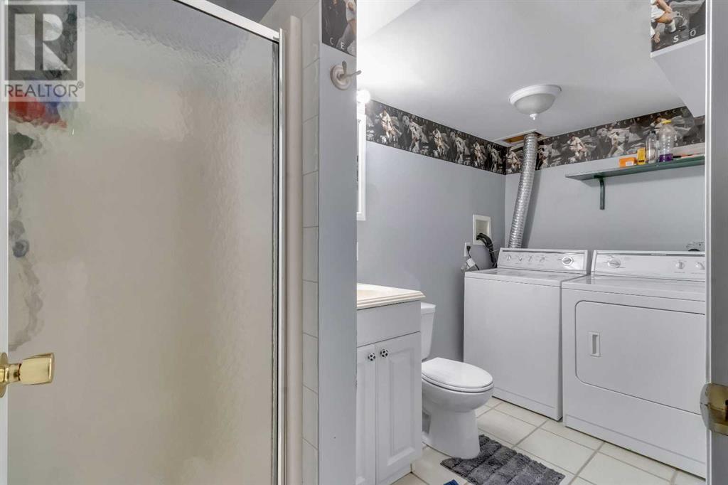 Single Family House for Sale in  Taraglen Road NE Taradale Calgary 