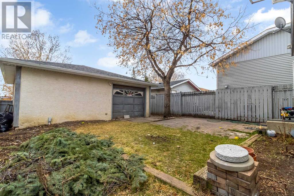Single Family House for Sale in  Taraglen Road NE Taradale Calgary 