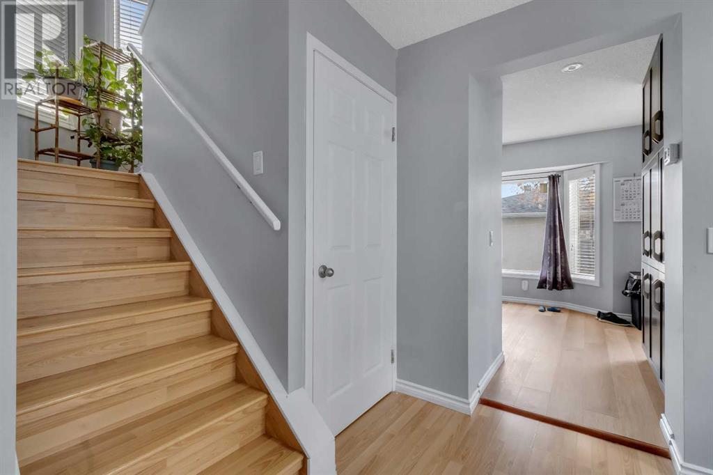 Single Family House for Sale in  Taraglen Road NE Taradale Calgary 