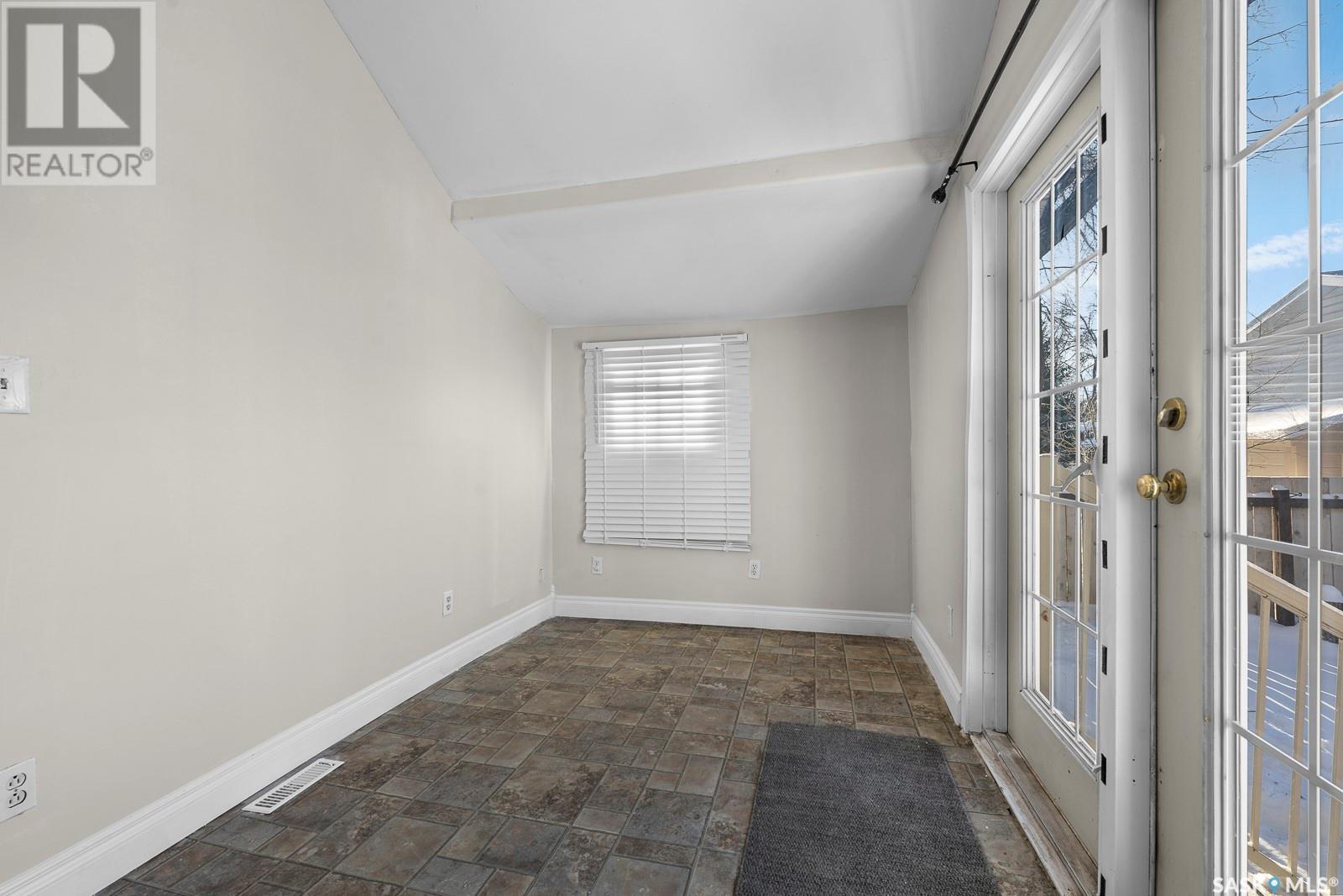 Single Family House for Sale in  Royal STREET Regina 