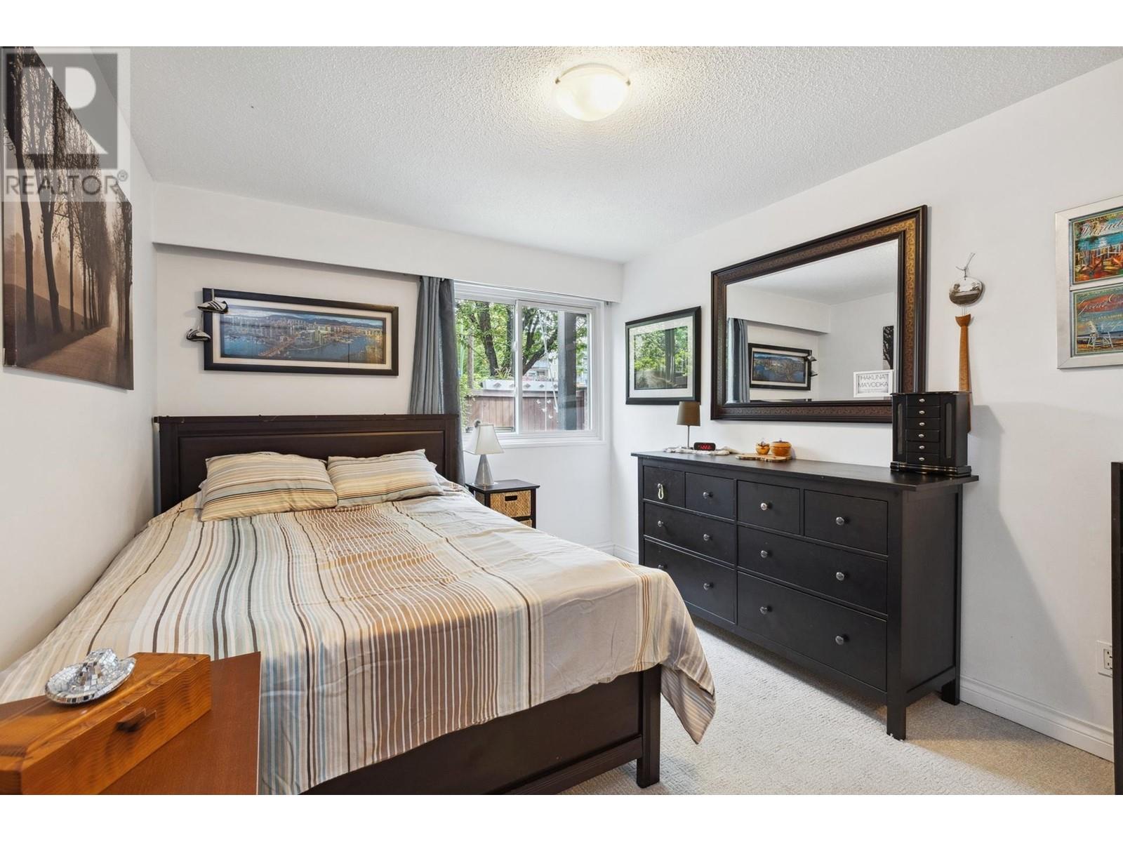 111 211 W 3RD STREET, North Vancouver real estate listing R3004733