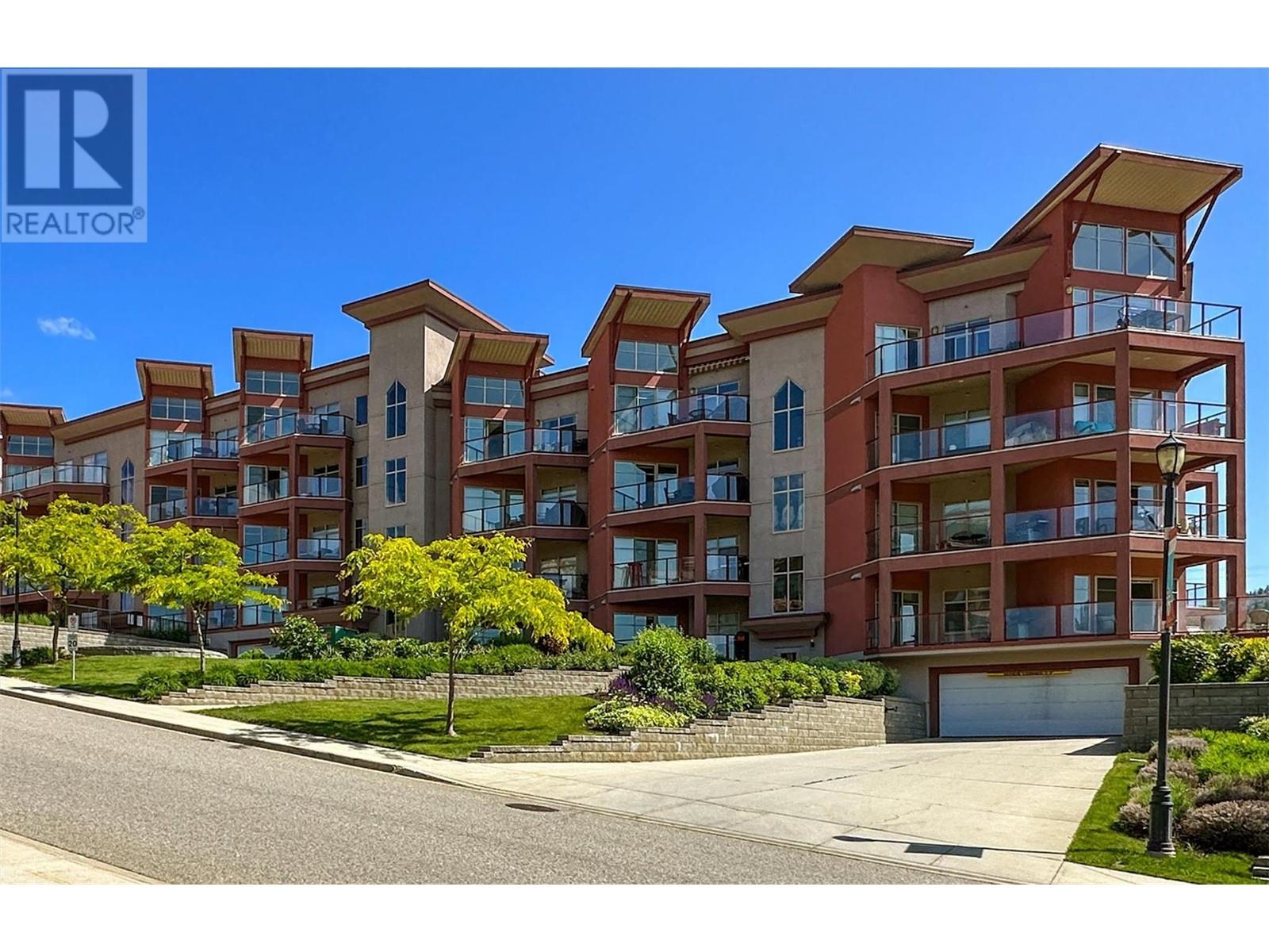 203 3211 Skyview Lane, West Kelowna