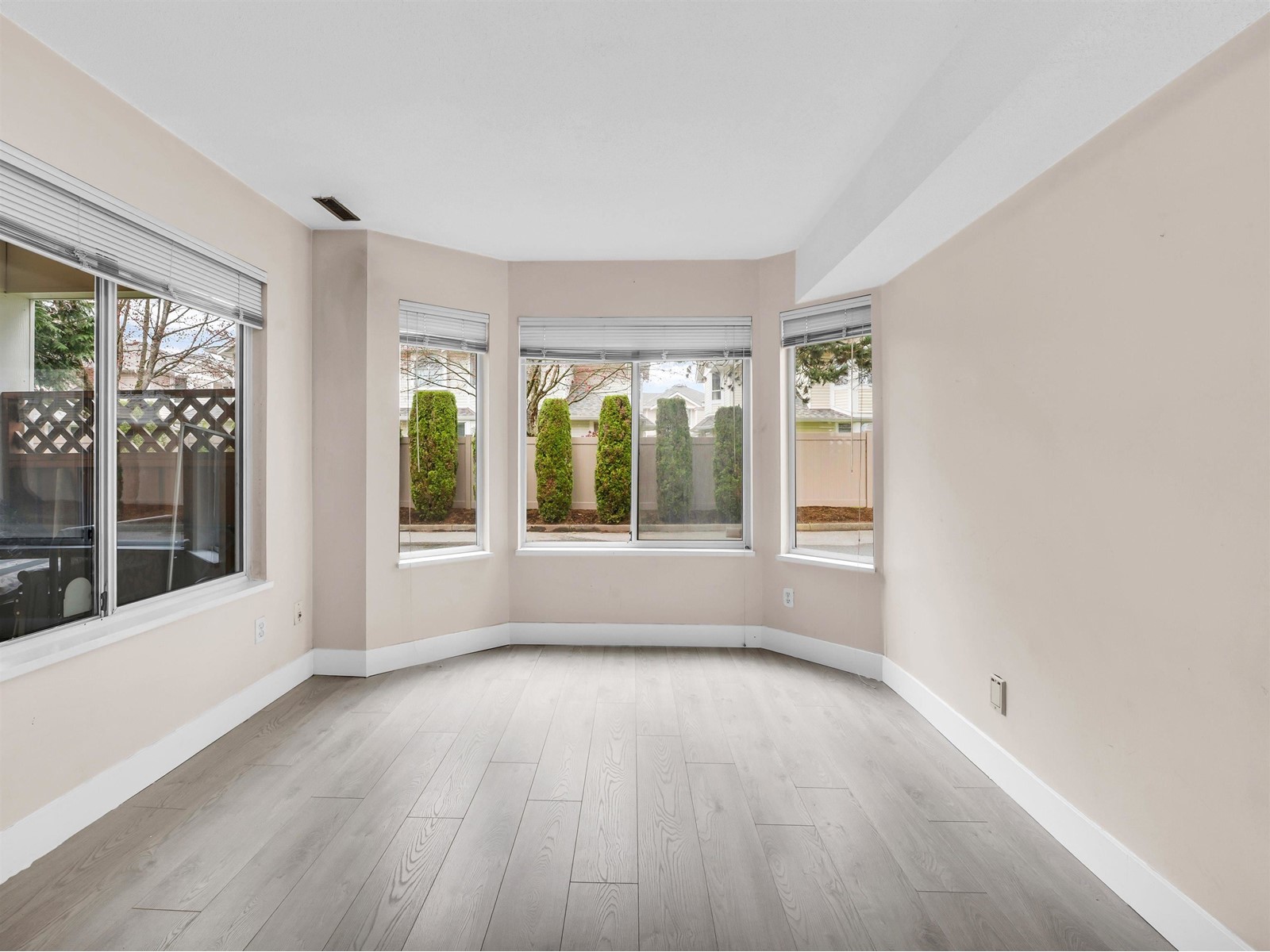 Photo 19 of 42 7875 122 Street, Surrey BC