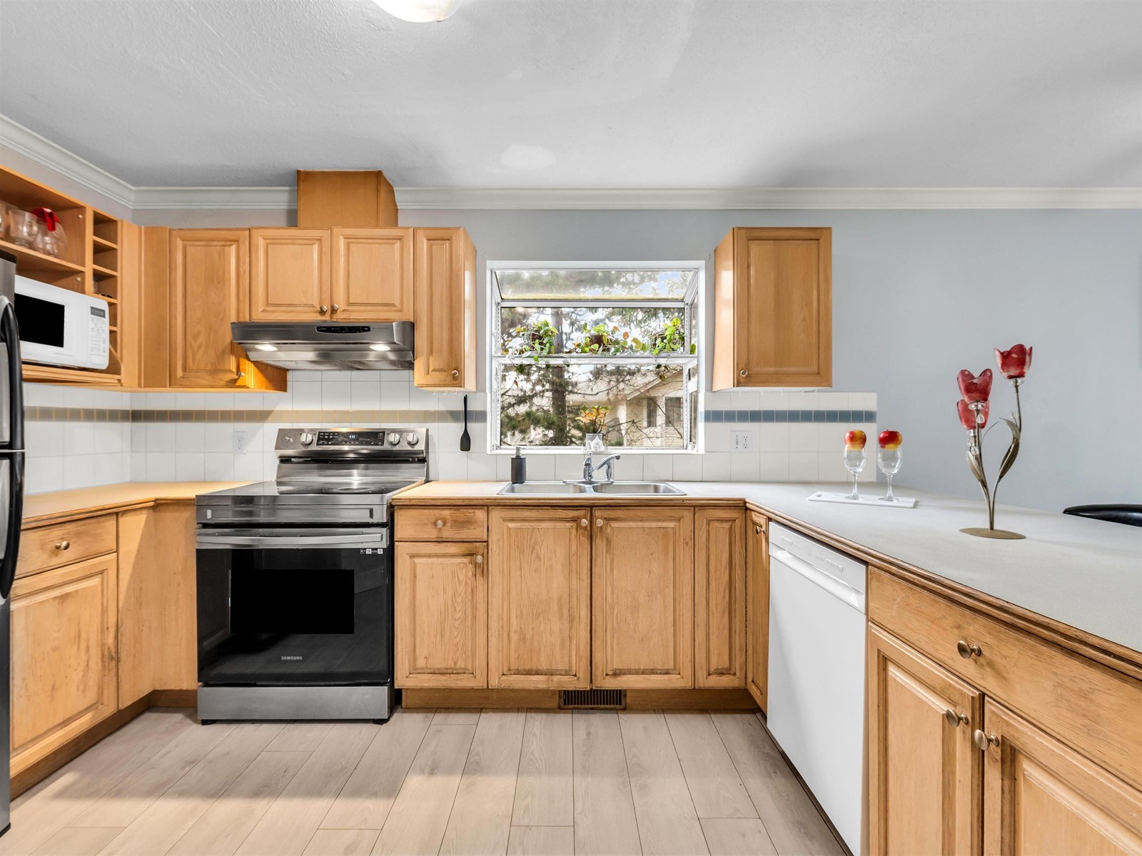 Photo 6 of 42 7875 122 Street, Surrey BC