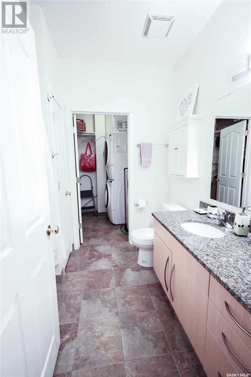 Photo 9 of 1207 1901 Victoria Avenue, Regina SK