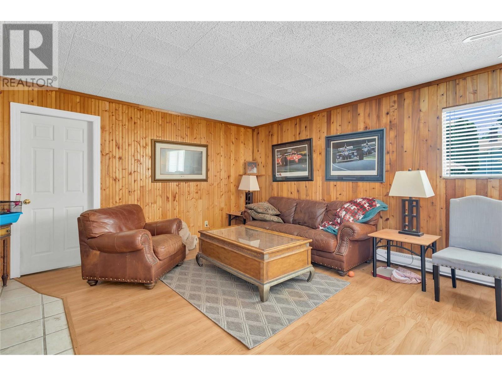  365 Clifton Road, Kelowna