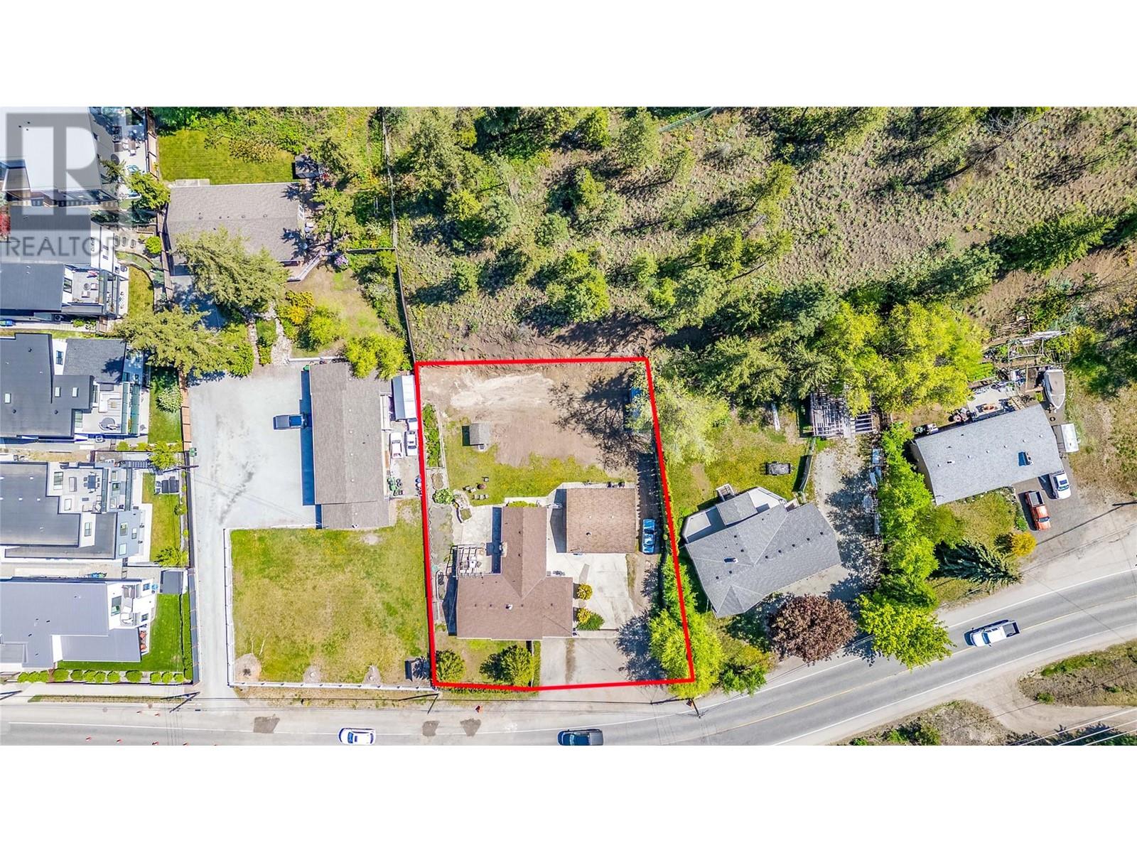  365 Clifton Road, Kelowna
