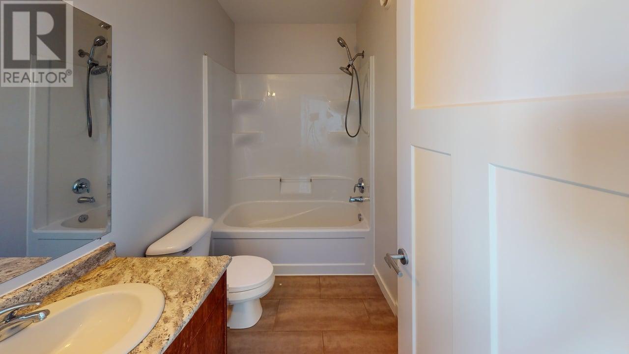 Photo 5 of 8510 74 Street, Fort St John BC