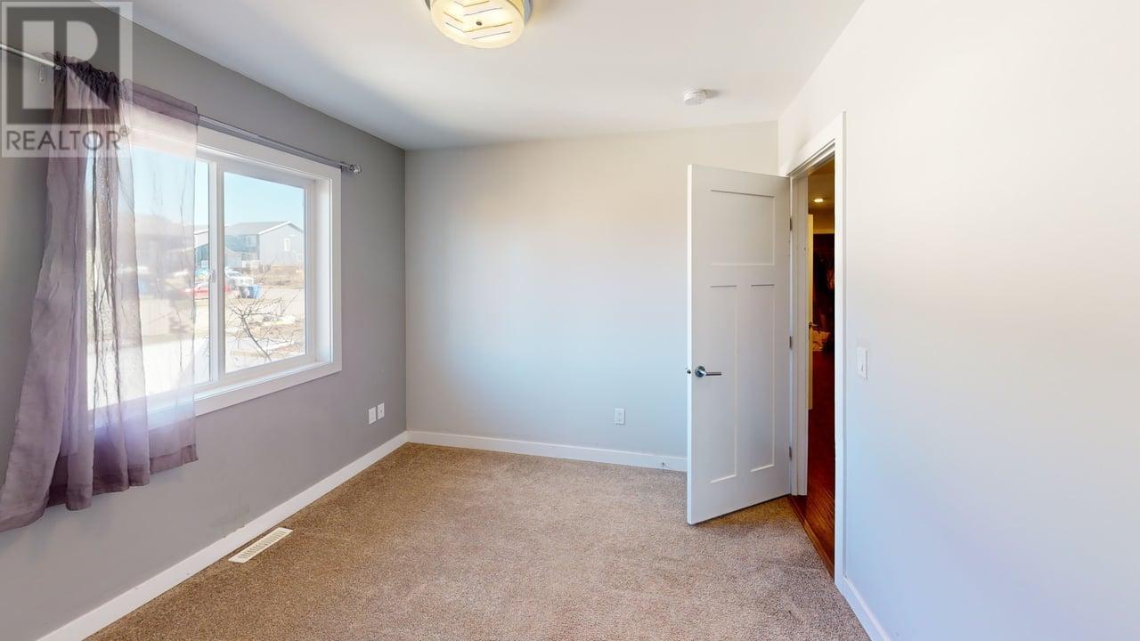 Photo 4 of 8510 74 Street, Fort St John BC