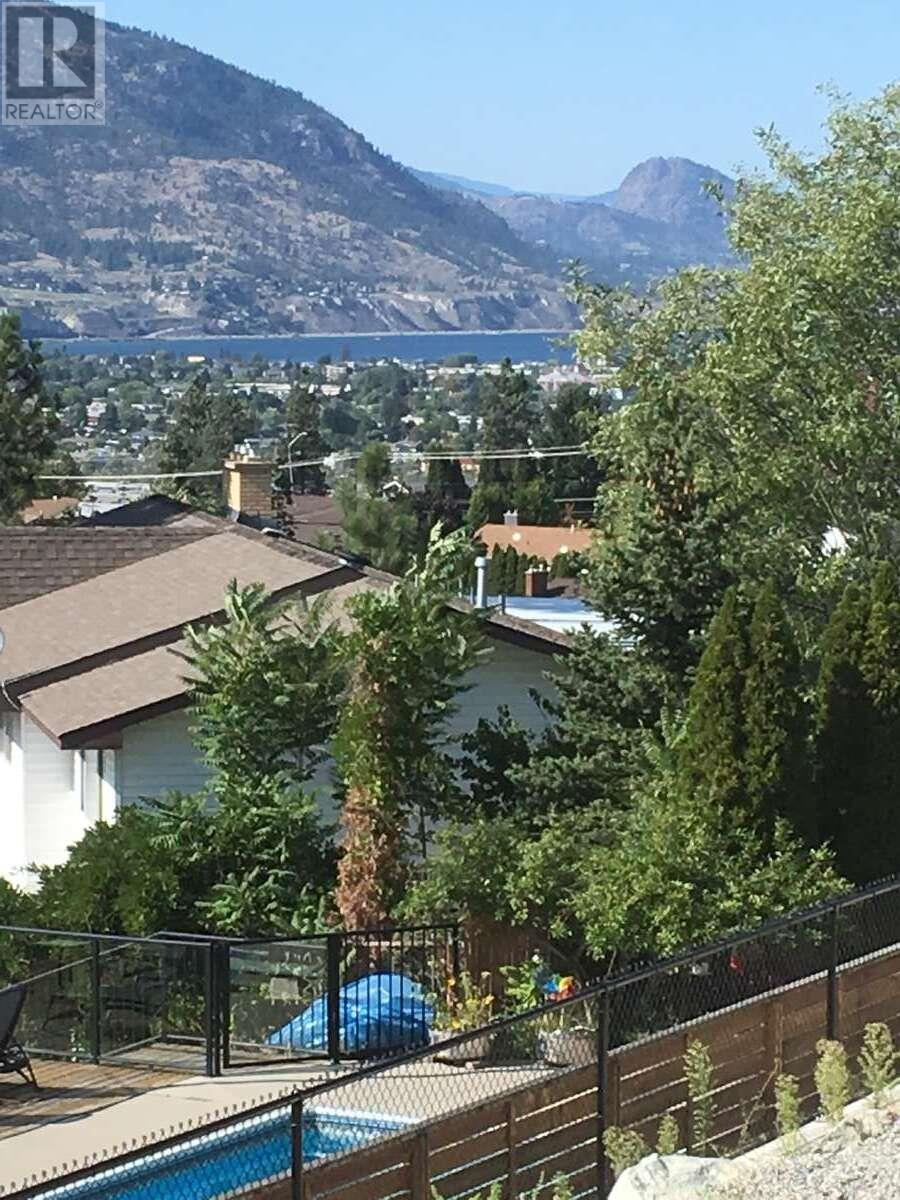  151 TIMBERSTONE Place, Penticton