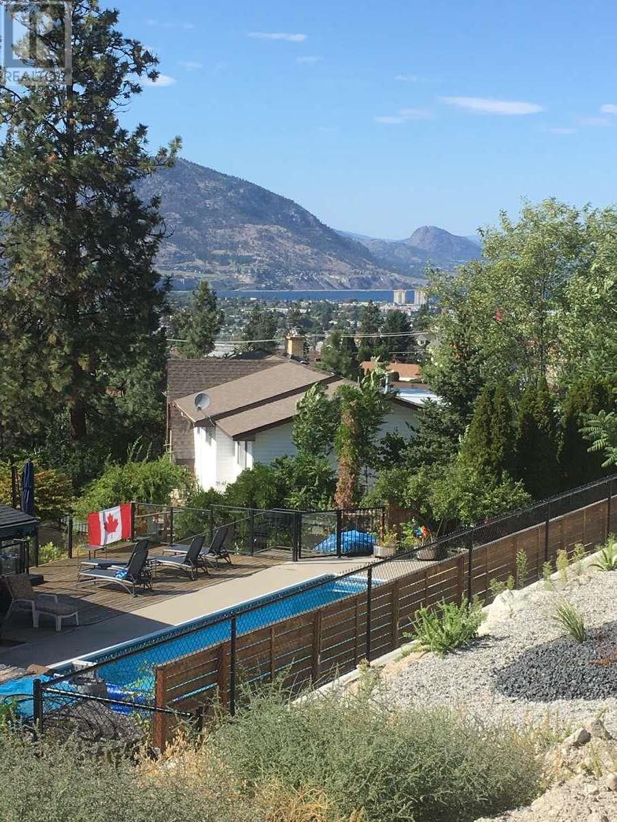  151 TIMBERSTONE Place, Penticton