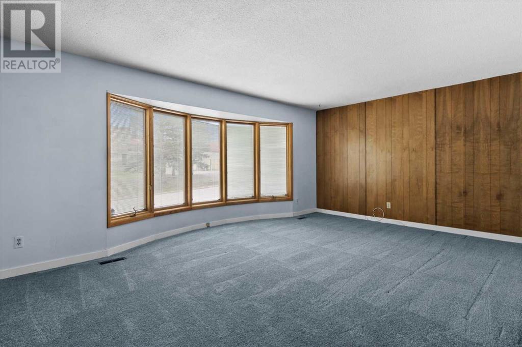 Single Family House Bungalow for Sale in  Stonehaven Road SW Southwood Calgary 