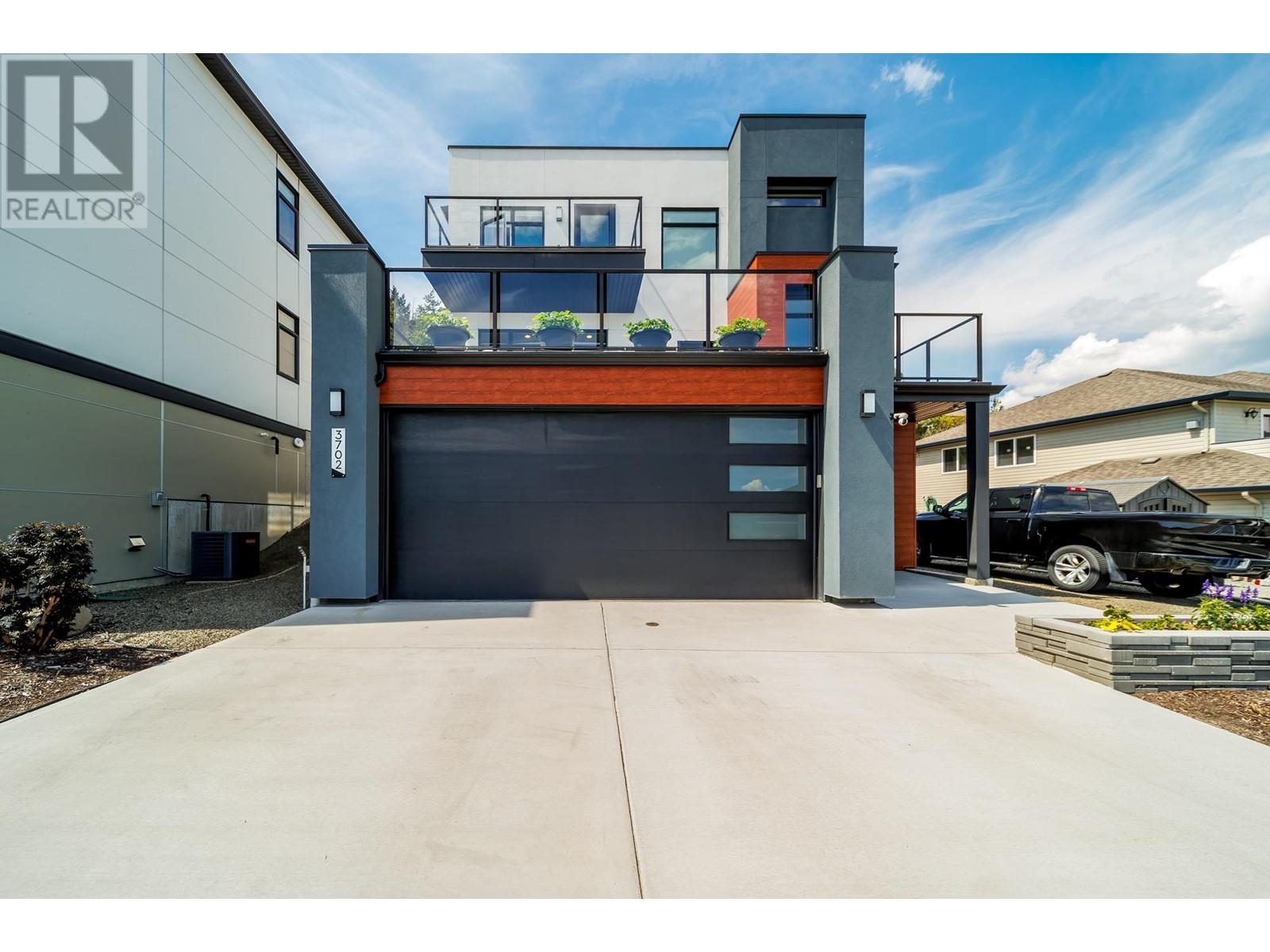  3702 Astoria Drive, West Kelowna