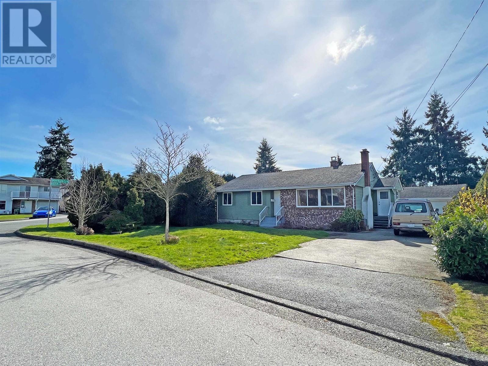 8520 ROBINSON Road, Richmond