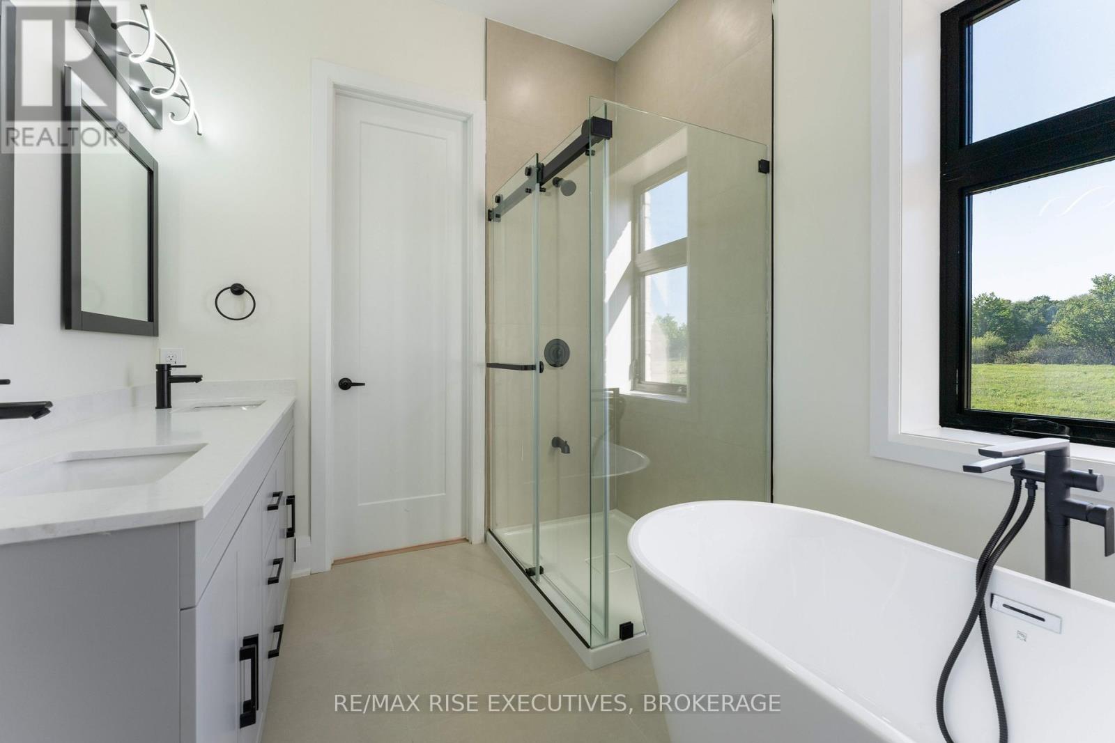 Photo 13 of 134 Hineman Street, Kingston ON