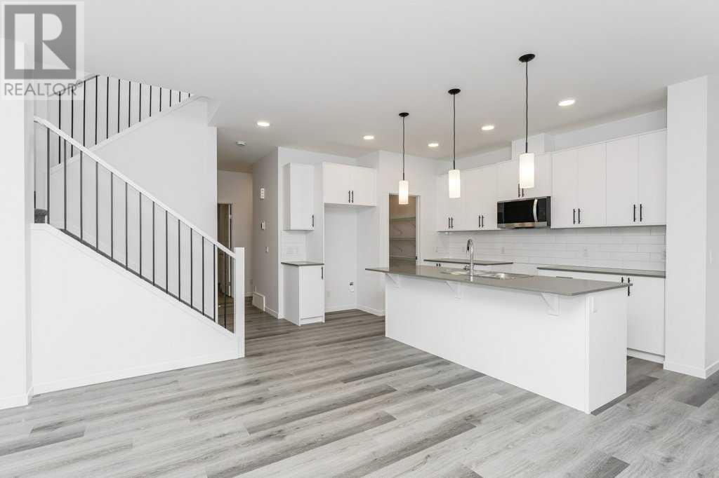 Single Family House for Sale in  Creekstone Grove SW Pine Creek Calgary 