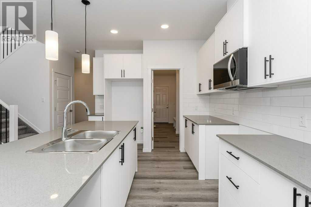 Single Family House for Sale in  Creekstone Grove SW Pine Creek Calgary 