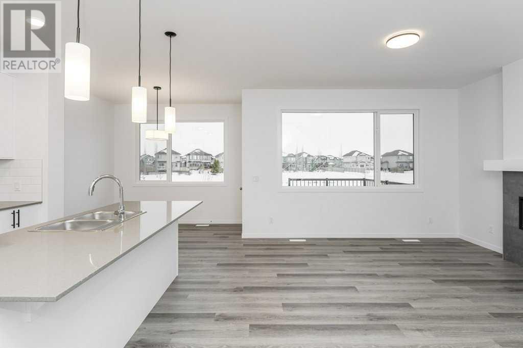 Single Family House for Sale in  Creekstone Grove SW Pine Creek Calgary 