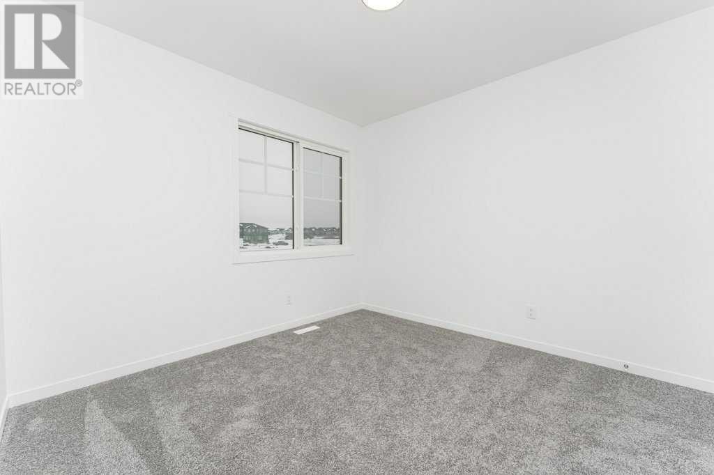 Single Family House for Sale in  Creekstone Grove SW Pine Creek Calgary 