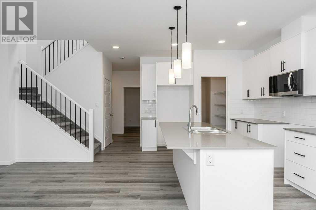 Single Family House for Sale in  Creekstone Grove SW Pine Creek Calgary 
