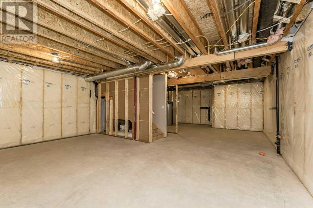Single Family House for Sale in  Creekstone Grove SW Pine Creek Calgary 