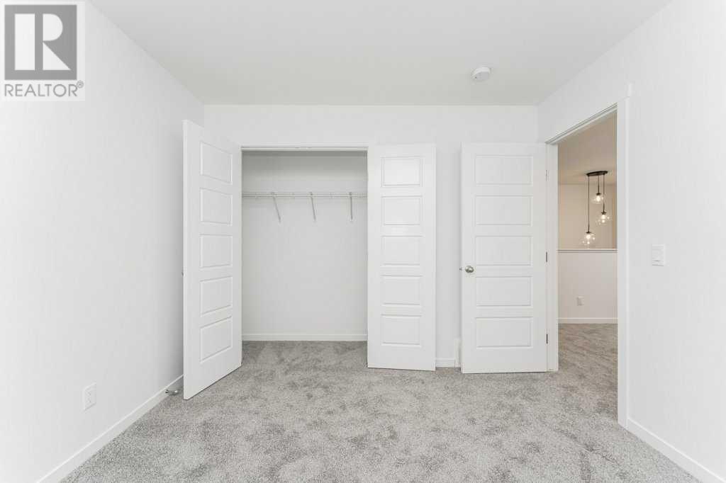 Single Family House for Sale in  Creekstone Grove SW Pine Creek Calgary 