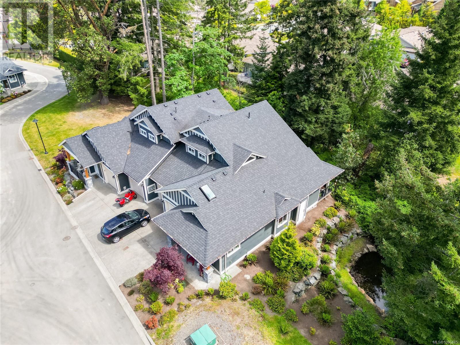 Photo 12 of 5388 Song Sparrow Way, Nanaimo BC