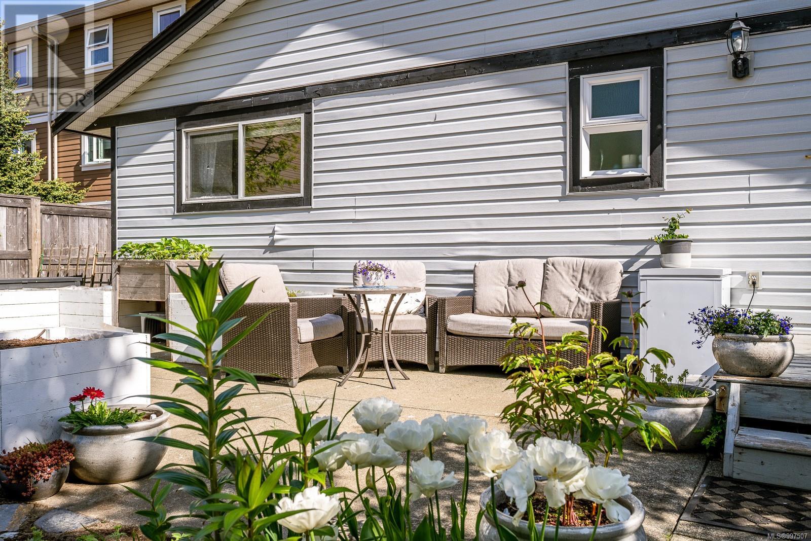 1237 Guthrie Rd, Comox