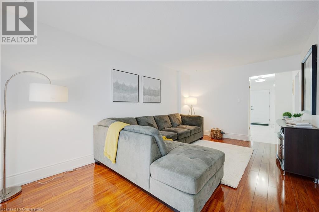 Photo 7 of 3430 Brandon Gate Drive Unit 31, Mississauga ON