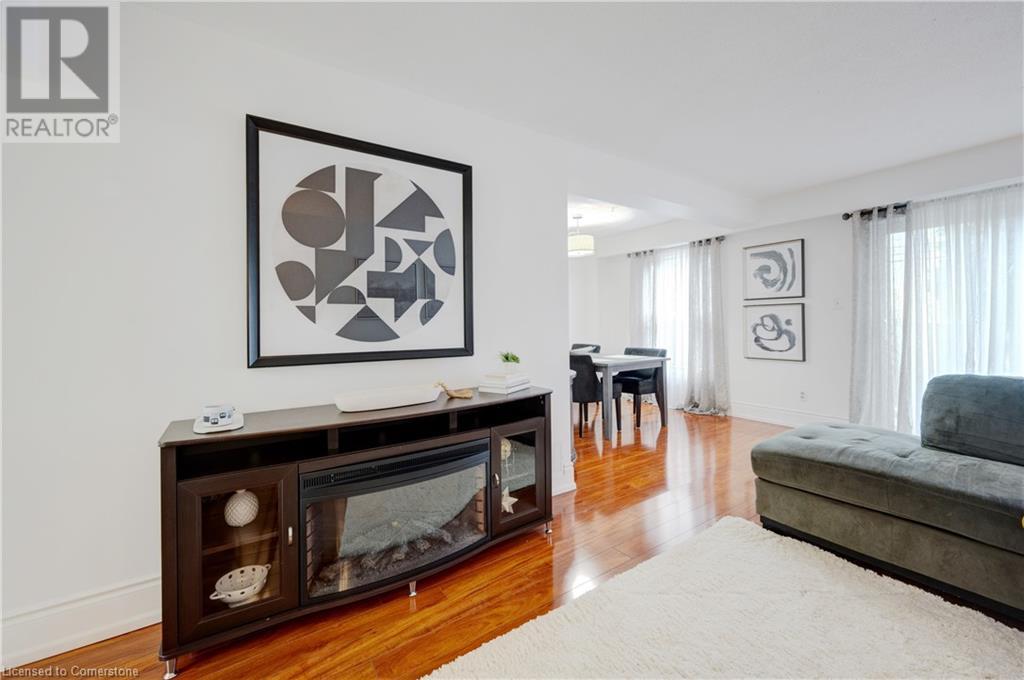 Photo 9 of 3430 Brandon Gate Drive Unit 31, Mississauga ON