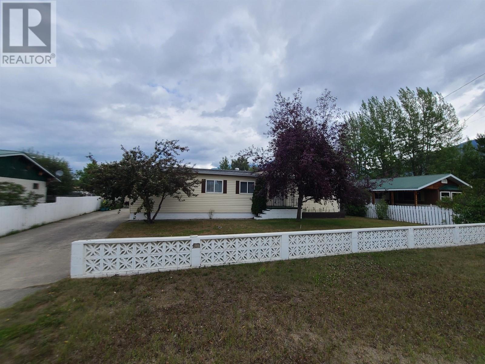 1480 7TH AVENUE, Valemount