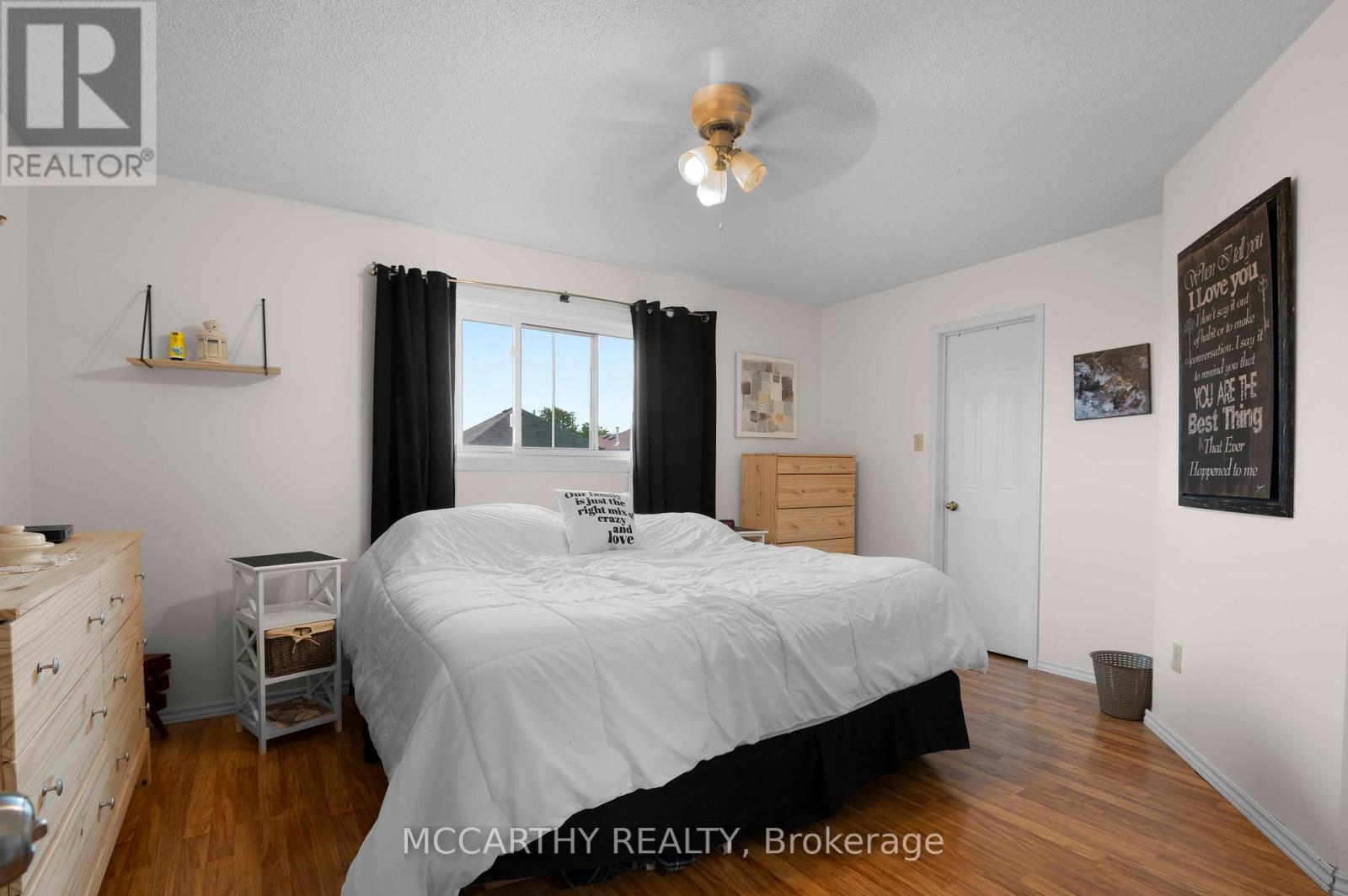 Photo 4 of 34 Corrie Crescent, Essa ON