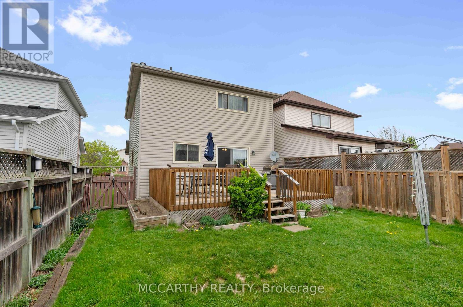 Photo 9 of 34 Corrie Crescent, Essa ON