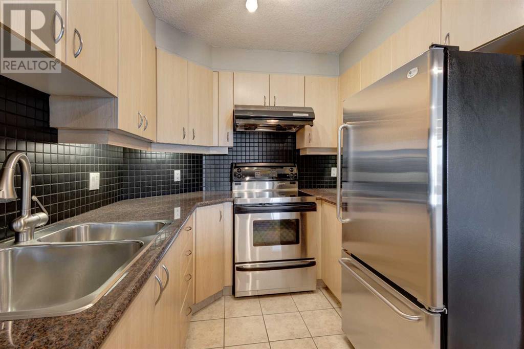Single Family House for Sale in    Avenue SW Downtown West End Calgary 