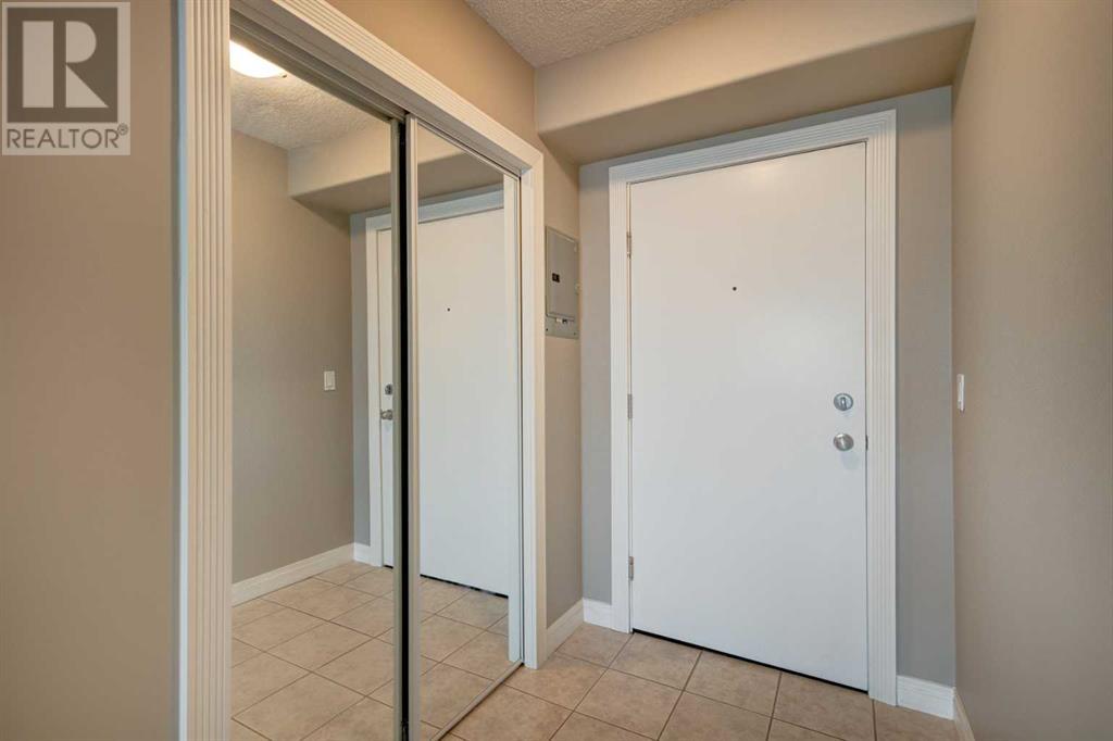 Single Family House for Sale in    Avenue SW Downtown West End Calgary 