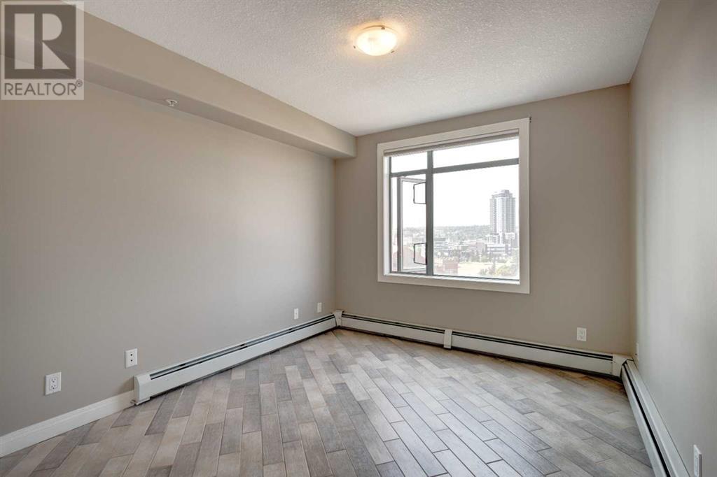 Single Family House for Sale in    Avenue SW Downtown West End Calgary 