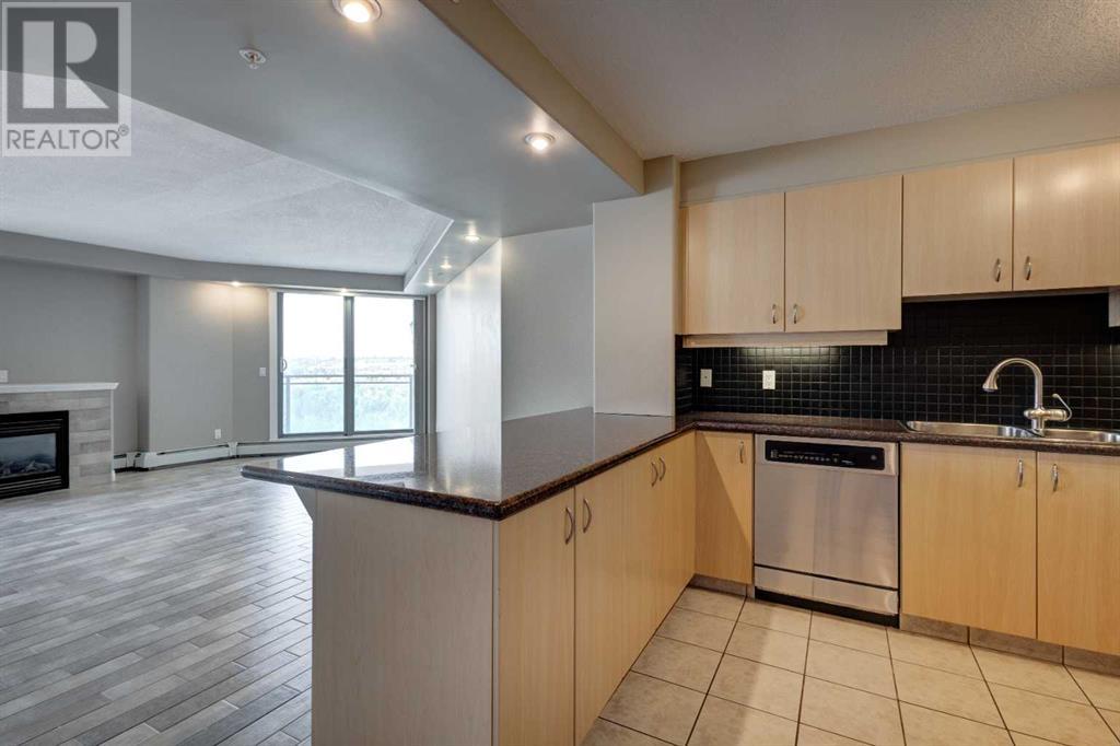 Single Family House for Sale in    Avenue SW Downtown West End Calgary 