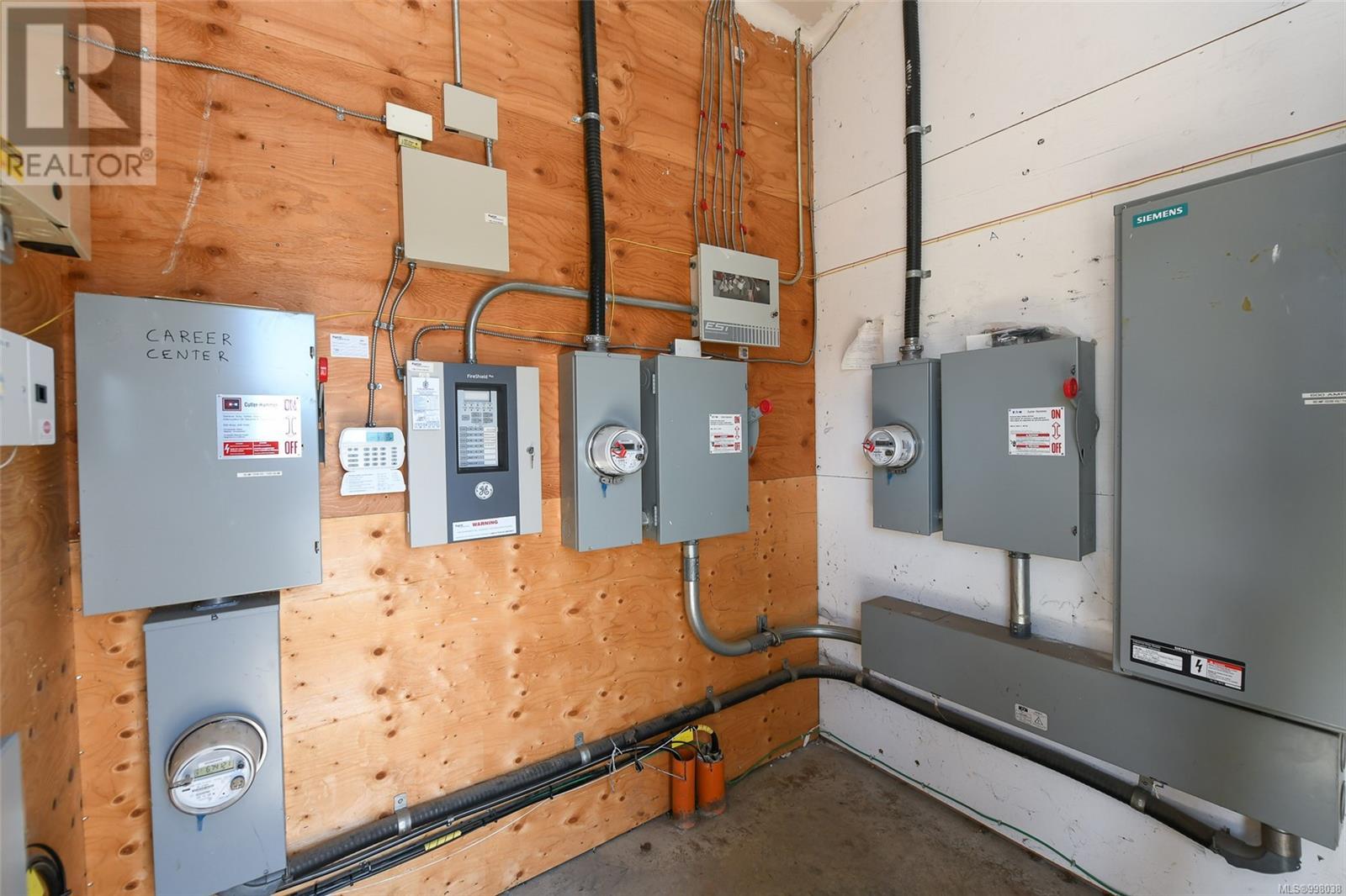 Office for Sale in Port Alberni – A & B 4805 Mar St, Port Alberni - Image 11