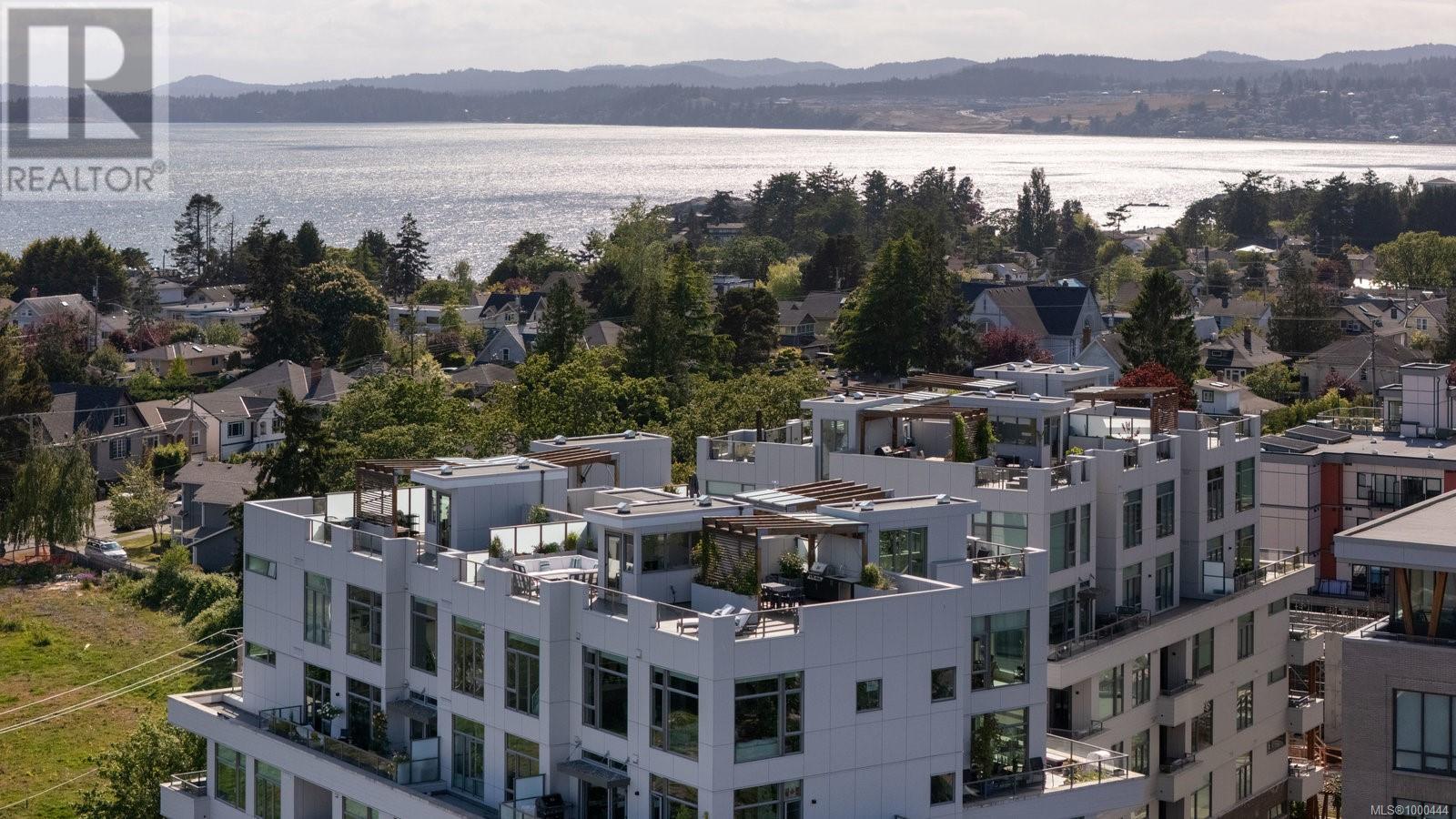 602 1216 Carlisle Ave, Esquimalt