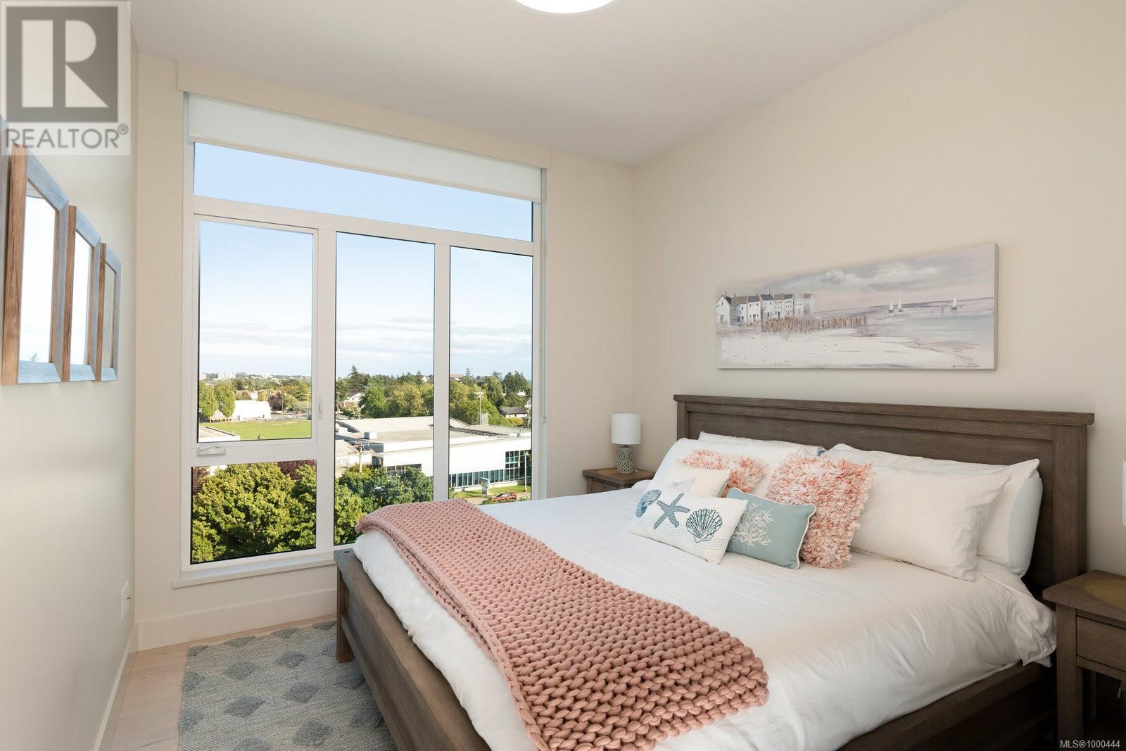 602 1216 Carlisle Ave, Esquimalt